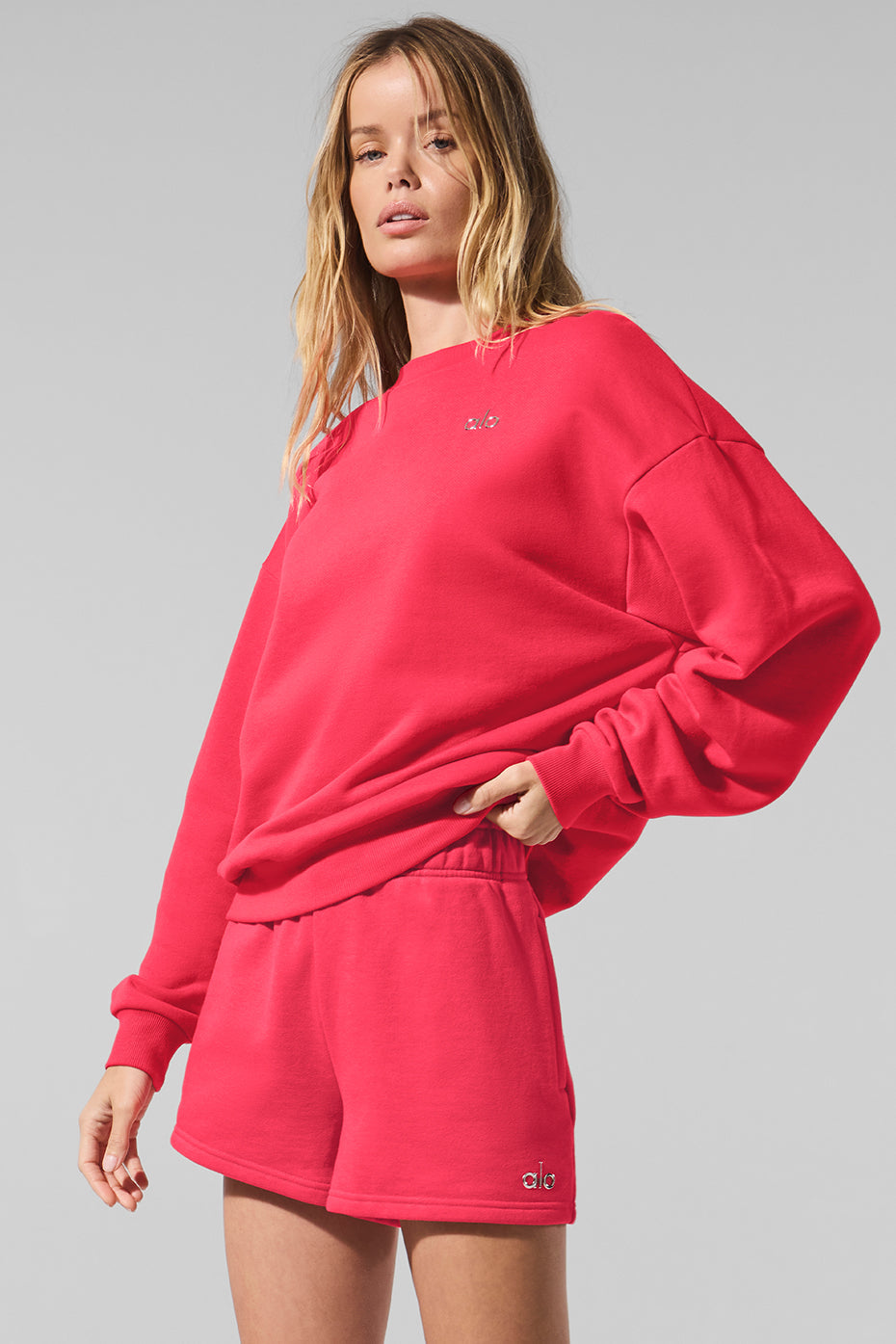 Accolade Crew Neck Pullover - Candy Red