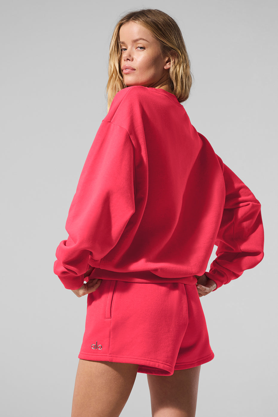 Accolade Crew Neck Pullover - Candy Red